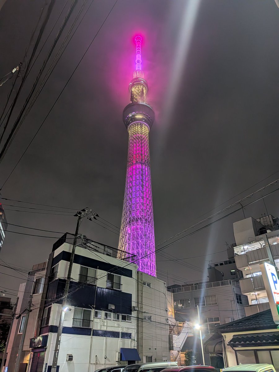 ka_oriii's tweet photo. 友人たちと行ったおかげで、色んな日本酒飲めてどれも美味しくて最高だった！！
つまみも握りも贅沢な内容をたんと出していただいて大満足🥰 https://t.co/afcw7LAv7g