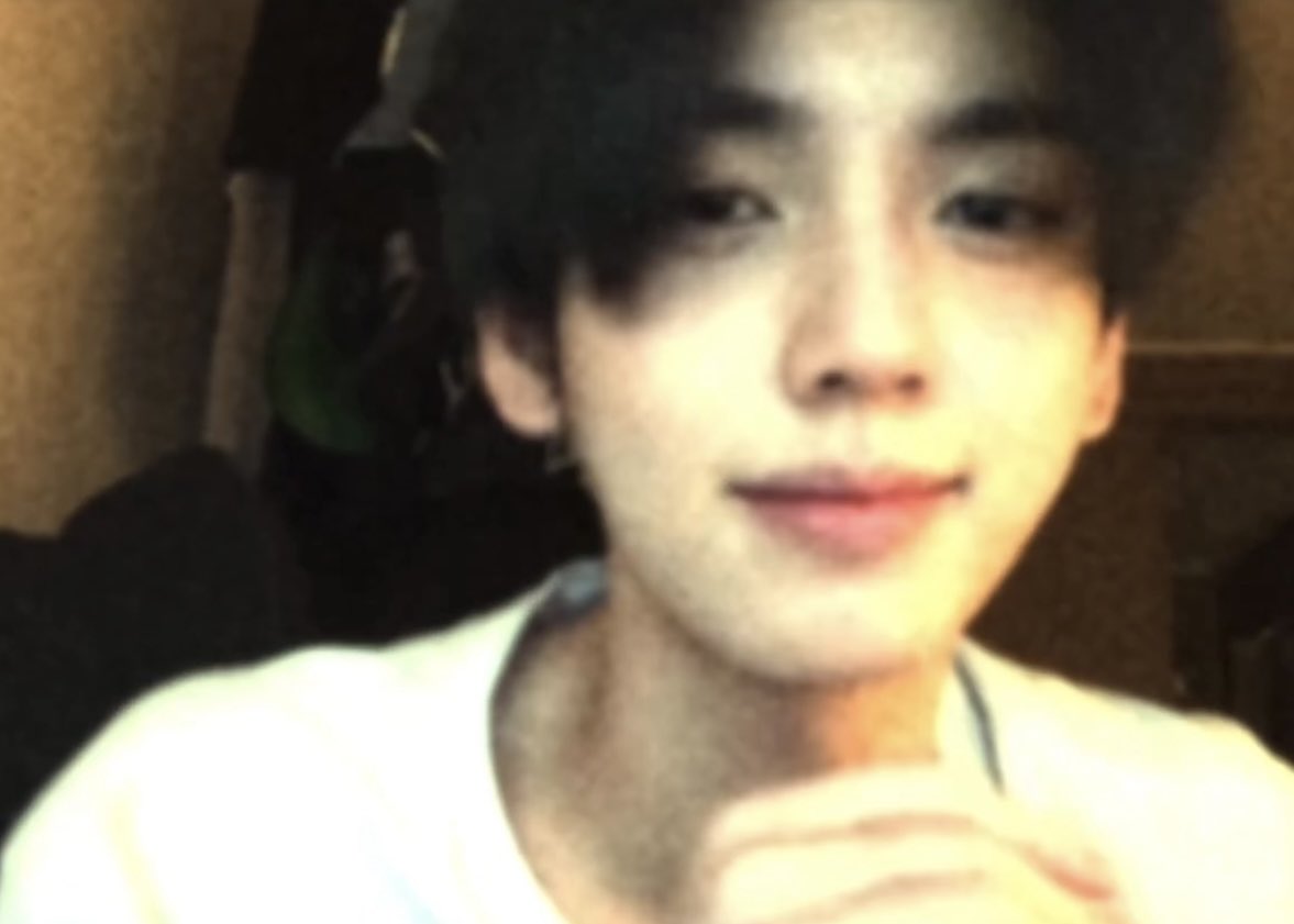 tyuchipachi's tweet photo. 요즘 한유진 이분 사귐통 행보 및히신듯 https://t.co/IIlAhgqdcx