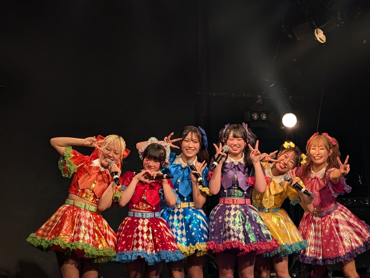 zelnolove's tweet photo. れあるさんのワンマン、半年前のより成長してるのがありありと感じられてよかった
4年目も頑張って👊 https://t.co/Qv9CIDhsJN