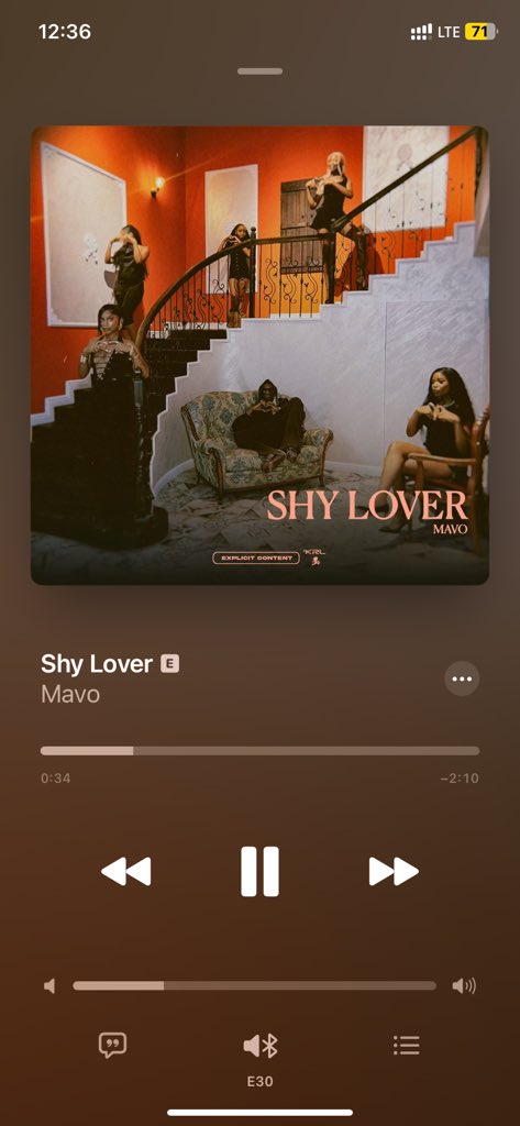 _pookieeeeee's tweet photo. “mavo only sings about cana” https://t.co/qEzEvCMIhY
