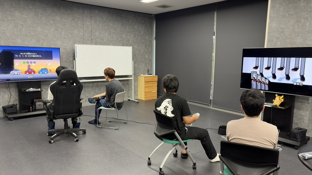 ous_e_Sports's tweet photo. 今日からe研でリズム天国の最新作が遊べるようになったので、たくさんの部員が集まってきてくれました✨
Wiiのリズム天国を持ってきてくれた部員もいて、リズム天国の話題で盛りあがりました😆
普段からこんな感じで楽しく活動しています☺️ https://t.co/sPVDwSeizo
