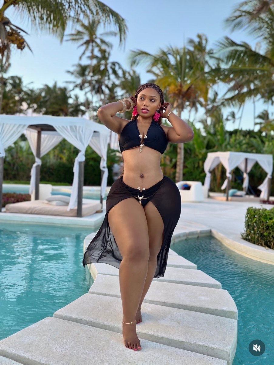 Innocen89950594's tweet photo. SANCHI Alirejea Kua MUISLAM Haswa

POSHY QEEN Aliolewa Na Akazalishwa

Now Wote Wamerejea Kwenye Default Setting

Sababu 

Wanawake Wazuri Wana Changamoto Moja Kubwa Yakuwavutia Wanaume Wengi Ndio Maana Hawawezi Kudumu Kwenye Ndoa.

Bila Kumsahau MALAIKA EX Wife Wa RICARDO MOMO https://t.co/HBNvpjlq27