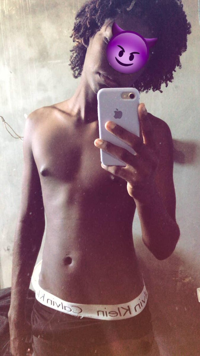 sntx_07's tweet photo. novinho rs 😈

#PINTOSAWARDSㅤㅤ #BUCETÃOAWARDS #XOTAAWARDSㅤ #banheirãogay #novinhodopirocão #banheirão https://t.co/QbKXXTwHrG