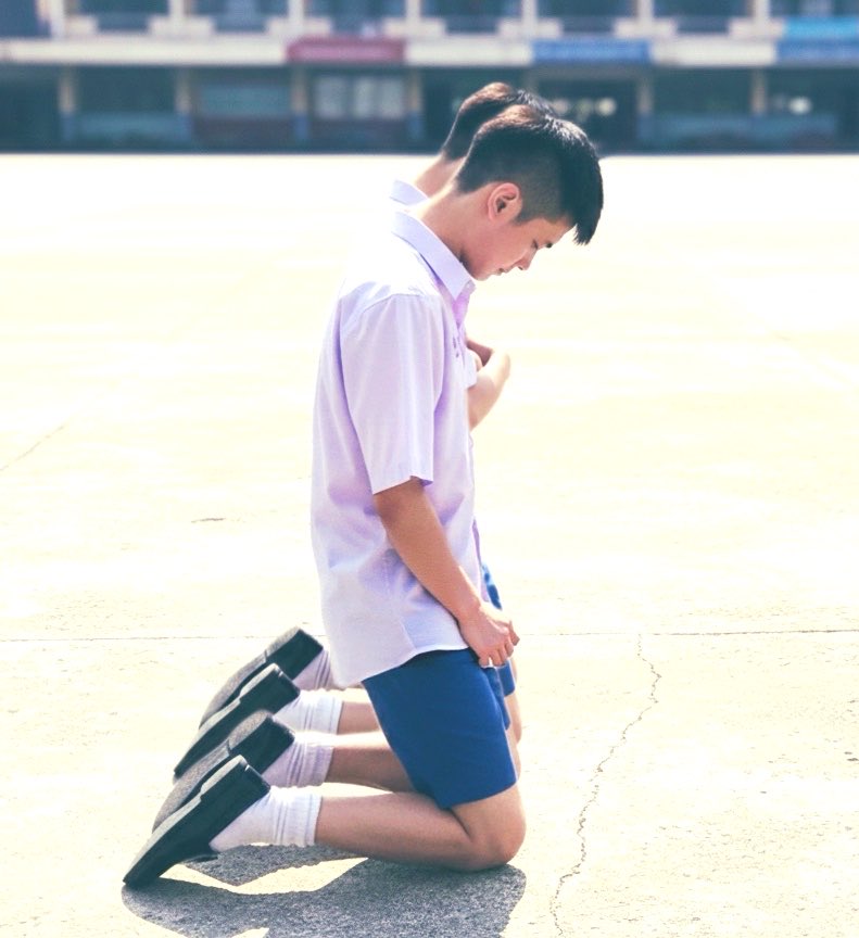 Studentuni144's tweet photo. ไม่เอาเสื้อยัดในกางเกงนักเรียนแค่นี้เอง https://t.co/HXLffUp7Vw