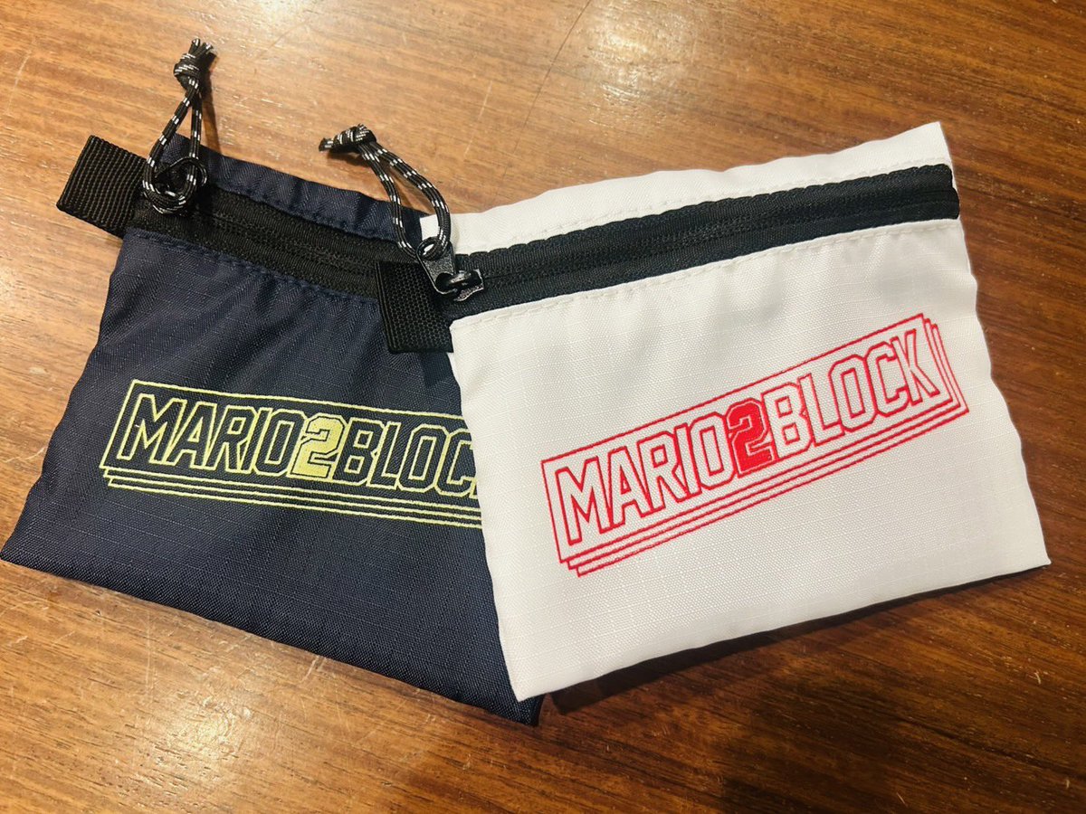 BlockMario2's tweet photo. 【🧸京都大作戦から登場🧸】

🎒ミニポーチ
¥1500

ホワイト
ネイビー

🧖🧖‍♀️バスタオル
¥4000 https://t.co/4t6I7HXjC4