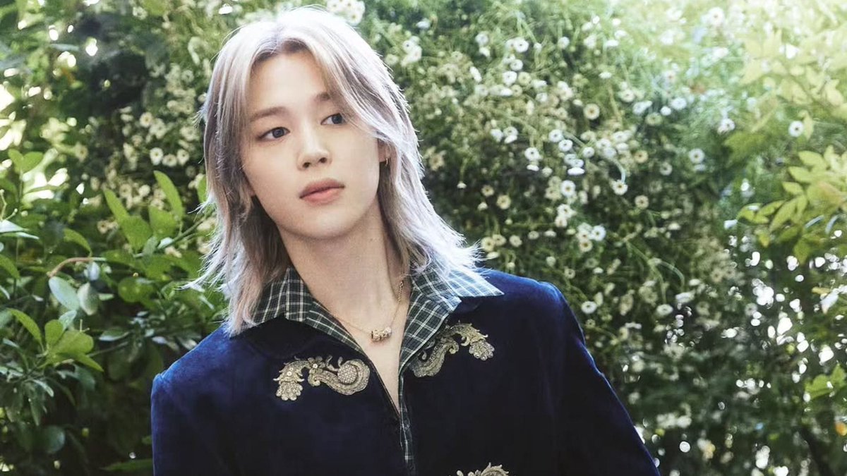 SKPopCulture's tweet photo. "Most empathetic angel ever"- Fans go emotional as BTS' Jimin halts ARIRANG concert during the Brussels Day 2 to aid a distressed fan https://t.co/yb2zrHjBnB https://t.co/elodtThaPb