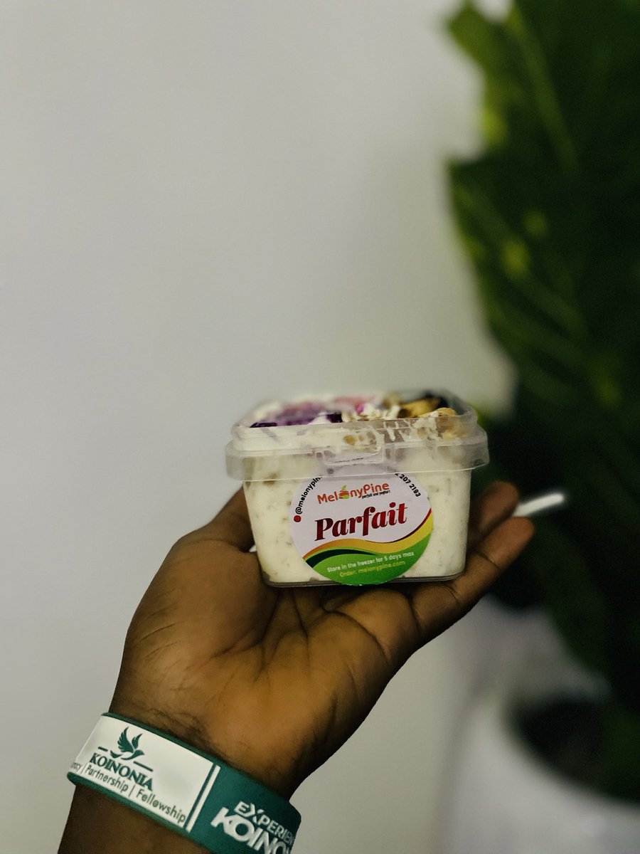 mercyude2's tweet photo. @Wizarab10 @MelonyPine I have ooo it is so freaking goodddddddddd but I don hang boot oo economy no gree person see cravings chop😂 https://t.co/2PVpRgUWBX