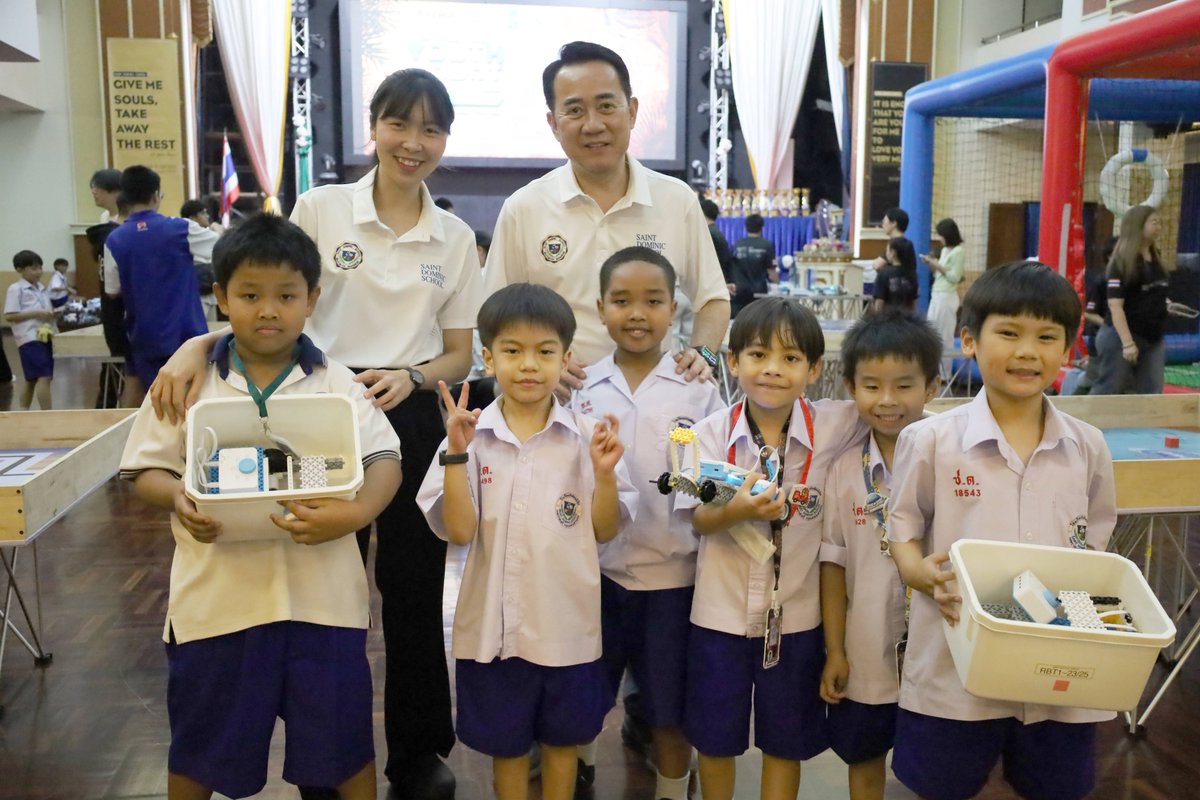 schoolsd's tweet photo. 🏤โรงเรียนเซนต์ดอมินิกเป็นสนามแข่งขันหุ่นยนต์ IYRC Thailand 2026

https://t.co/vPOpRuNxwr https://t.co/4rDxYDW2mM