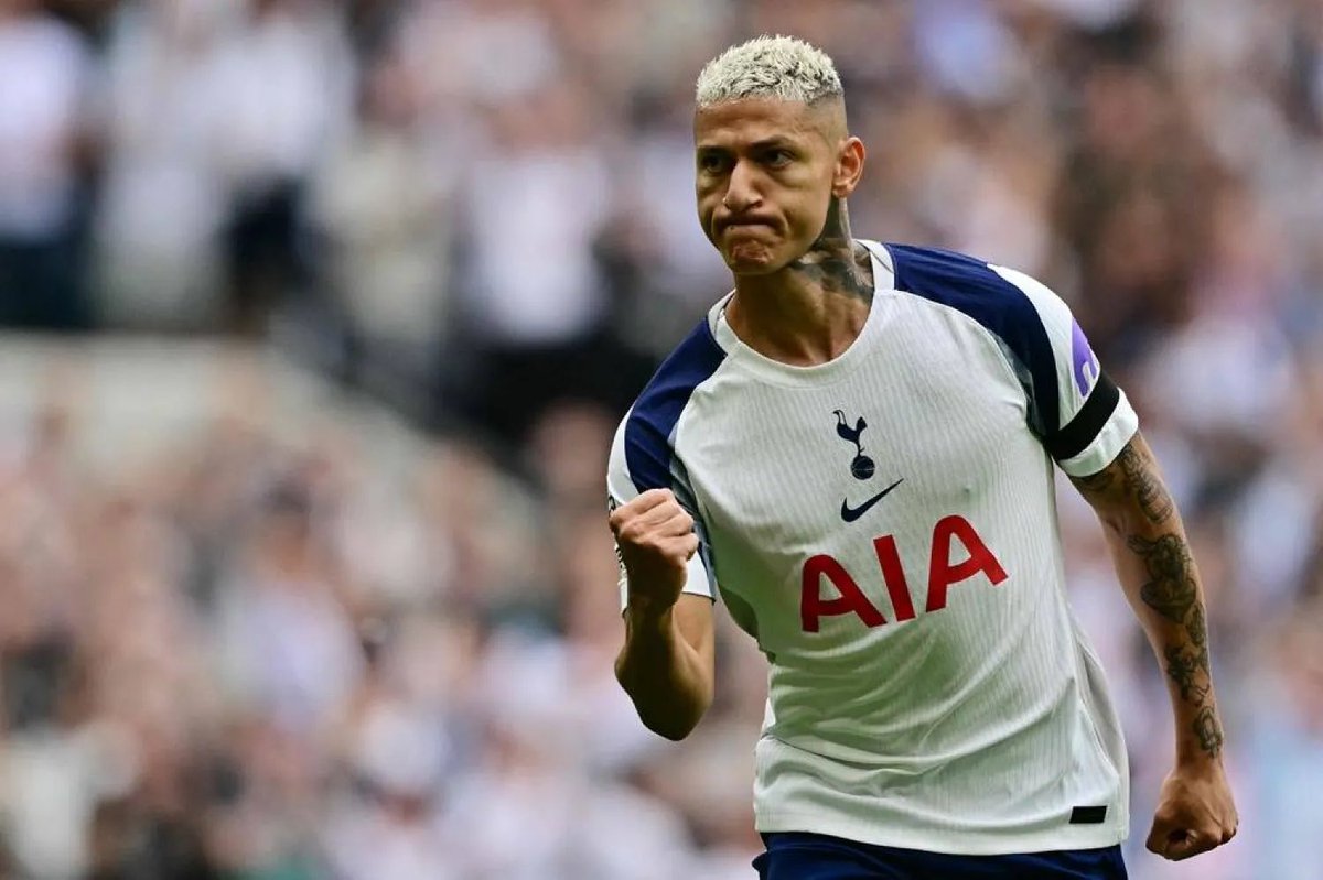 TheSpursExpress's tweet photo. 🥇🚨| One of the big teams from the Turkish Süper Lig has made an official offer to #Tottenham striker Richarlison.

@yagosabuncuoglu https://t.co/GQz6tF5KNf