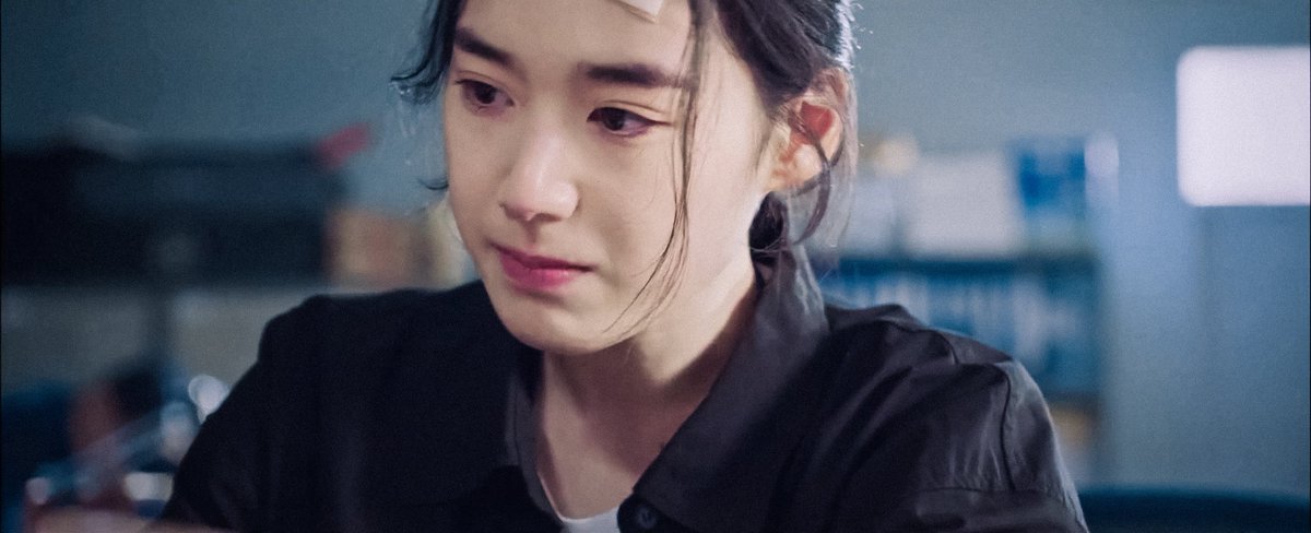 F3AR1ESS__'s tweet photo. 밤낮으로 뛰어다니며 선배 일에 울기도 하고 일단 몸던지고 보던 강길영을 하던 긍채가 기강잡는다고 진이수 잡는 팀장 주혜라로 온다고요... 아 진짜... https://t.co/G89xiz47KY