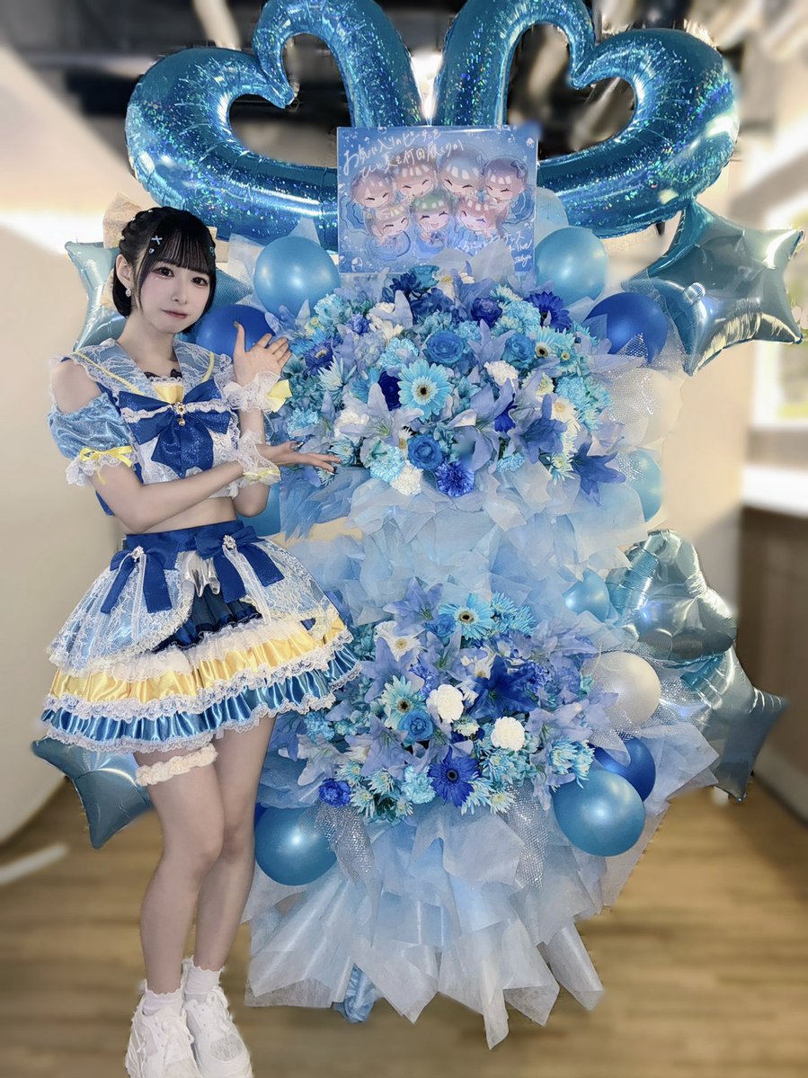ブルマリンBlumarine☆スワロフスキー ビジューベルト☆白+ブルー 柚木ひまり(べるべっとセンテンス) (@himari_velten) / Posts / X