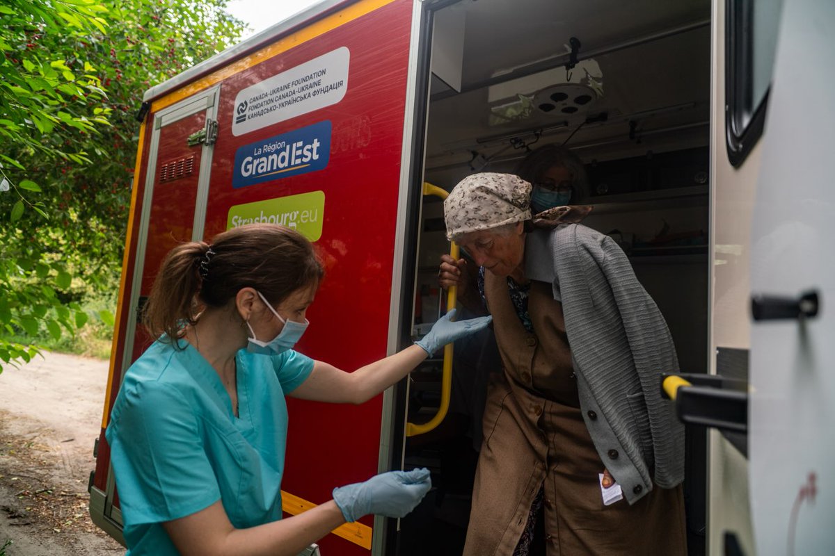 aidefranceukr's tweet photo. The Infinita Dignitas NGO’s mobile clinics continue to provide daily medical care to some of the most vulnerable people living in rural areas of the Kharkiv and Sumy regions, just a few kilometres from the front line. https://t.co/1HZbg3wXqP