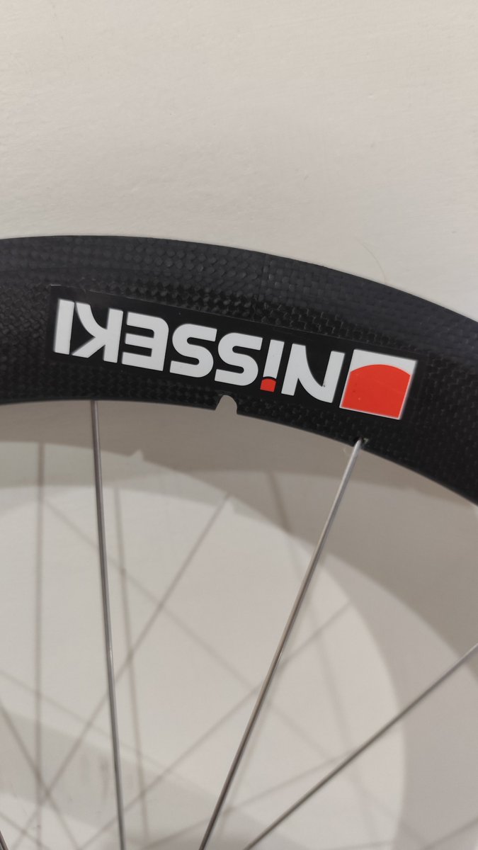 DarkAgol's tweet photo. #fnfjb #frbjb wts ready wheelset NISSEKI japan Carbon 650c profil rim 5.2cm (tubular). 18-24 hole
Hub belakang muti
Harga = 5 juta /sepasang
Bisa mutil depan only / belakang only https://t.co/e6KQfipTOH