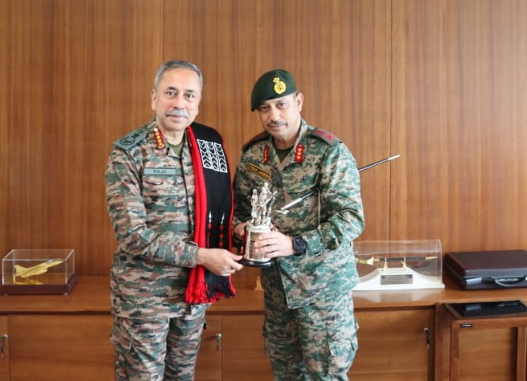 official_dgar's tweet photo. DG ASSAM RIFLES INTERACTS WITH CHIEF OF DEFENCE STAFF IN NEW DELHI
Lt Gen Vikas Lakhera, AVSM, SM, DG #AssamRifles interacted with General NS Raja Subramani, PVSM, AVSM, SM, VSM, Chief of Defence Staff in New Delhi on 03 July 2026. The interaction focused on strengthening jointness, enhancing inter-service synergy and reinforcing the shared commitment towards safeguarding the nation's security. Discussions also covered the evolving security landscape, operational preparedness, capacity building and the continued role of Assam Rifles in maintaining peace, stability and security across the North Eastern Region.

#SentinelsOfTheNorthEast #ChiefOfDefenceStaff #GeneralNSRajaSubramani #LtGenVikasLakhera #IndianArmy #Jointness #OperationalPreparedness #NationalSecurity #MilitaryLeadership #ServiceBeforeSelf #NewDelhi 

@PMOIndia @HMOIndia @HQ_IDS_India @DefenceMinIndia @SpokespersonMoD @adgpi @IAF_MCC @indiannavy @PIBHomeAffairs