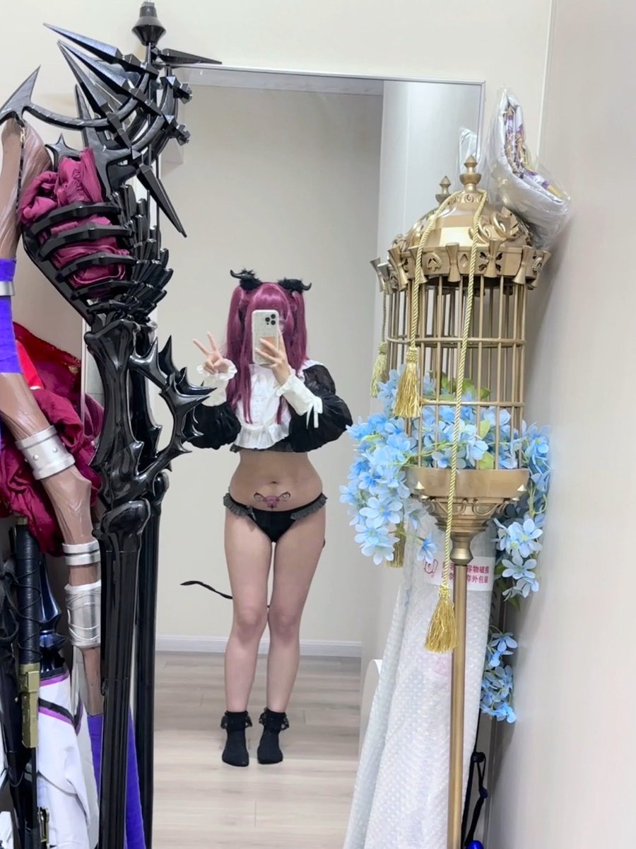 37_kui's tweet photo. 好色哦……夜光的魅魔贴… https://t.co/EzVAqe6m5m