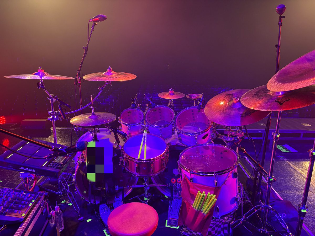 mizukki_niii's tweet photo. 今日はEast Of Eden Zepp Tour 2026 
ツアーファイナル東京！ぶちかまだった👏
めちゃくちゃ盛り上がって
みんなでRisingできたツアーでした❤️‍🔥
本当にありがとうございました🔥
アニタイも発表出来てめちゃくちゃ
嬉しかったよおおお☺️
ありがとうございました🟡

#EOE
#EastOfEden 
#EOERisingツアー https://t.co/3uJ4H4g5kO