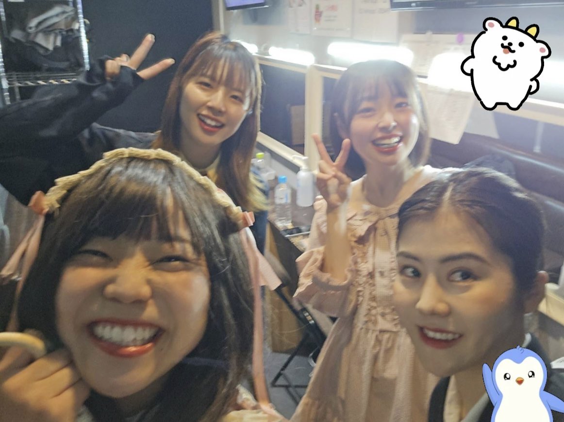 hada3mika's tweet photo. 本日☆7月のアガり！ステージ出演でした😉
はじめましてのかわいい子たちと✌️
かもぴすオペレーターありがとう〜💖 https://t.co/w8P5GBKsY5