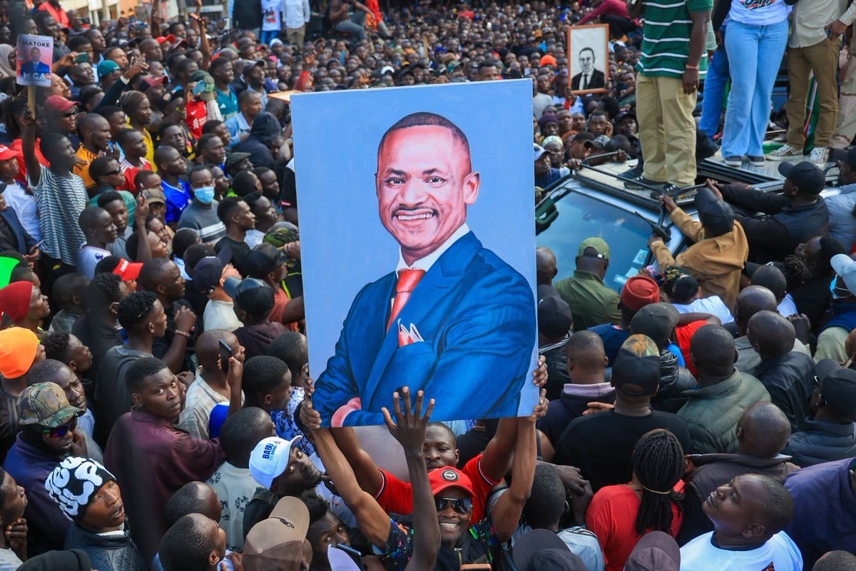 HEBabuOwino's tweet photo. We held a successful rally in Kisii Town.

Corruption has become the only thing this Government has consistently delivered.

Kenyans need real solutions to the challenges facing them; not rhetoric and handouts. https://t.co/bnCEnY0LTy