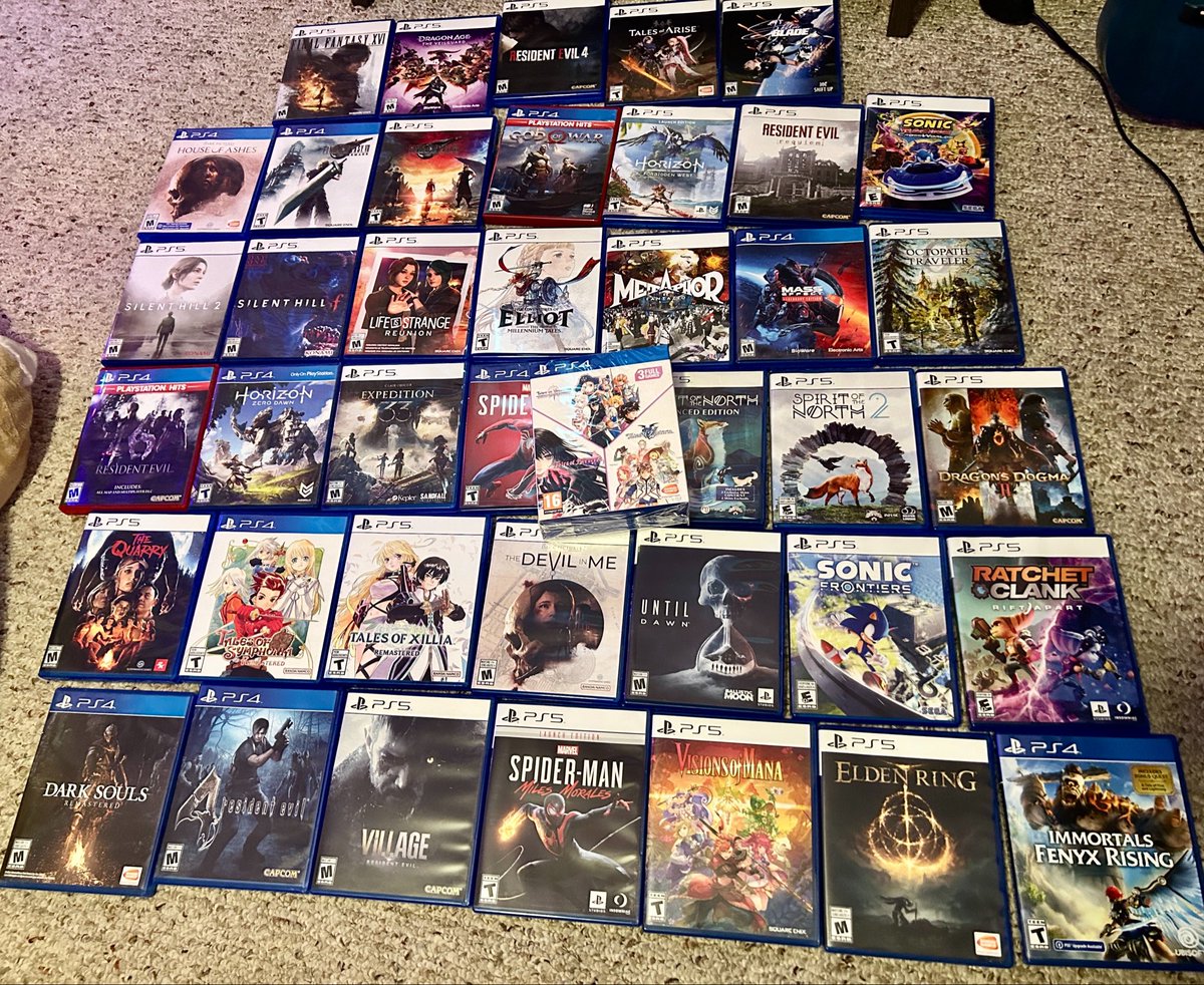 bloob3rry_'s tweet photo. Someone asked me to show evidence of how many physical games I’ve purchased “in the last 5 years”

Why are there so many people assuming that we don’t buy physical media and we’re just pretending to care about it??? Wtf is that lmao https://t.co/HmlynYJeOU