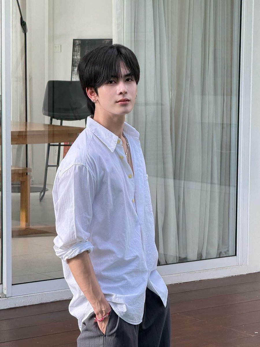 Leethuyhuong2's tweet photo. Em bé dạo này bận tập luyện vất vả nhưng vẫn chịu khó update ảnh, yêu lắm ý 😘
Cả Perth và Ta đều phải nhớ chú ý giữ sức khoẻ nhé, tháng 7 này sẽ chỉ có những ngày vui 🥰🖤🤍

PERTHSANTA FILL HEART

#เติมใจเติมไฟให้เพิร์ธแซนต้า
#PerthSantaConcert #PerthSanta https://t.co/Sn4DjJqvRS
