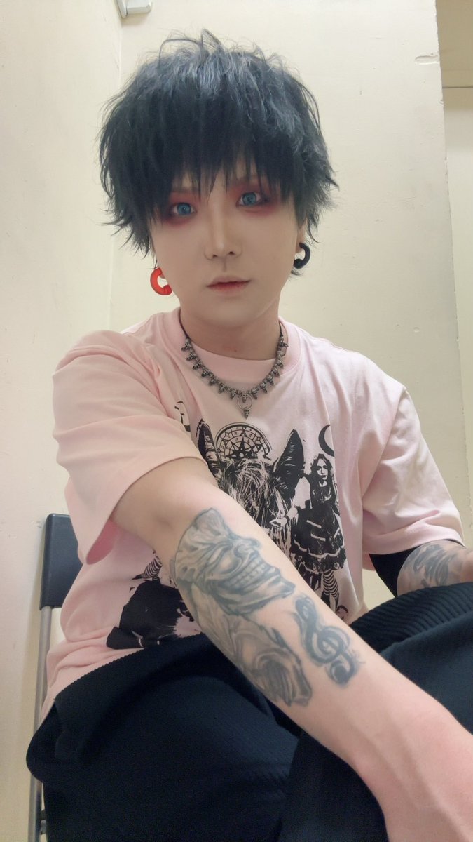 NIKKYSIXX_RAZOR's tweet photo. りょがば！
あざした！めでたいね！みんな祝えよー https://t.co/tYX5YI0Ao7