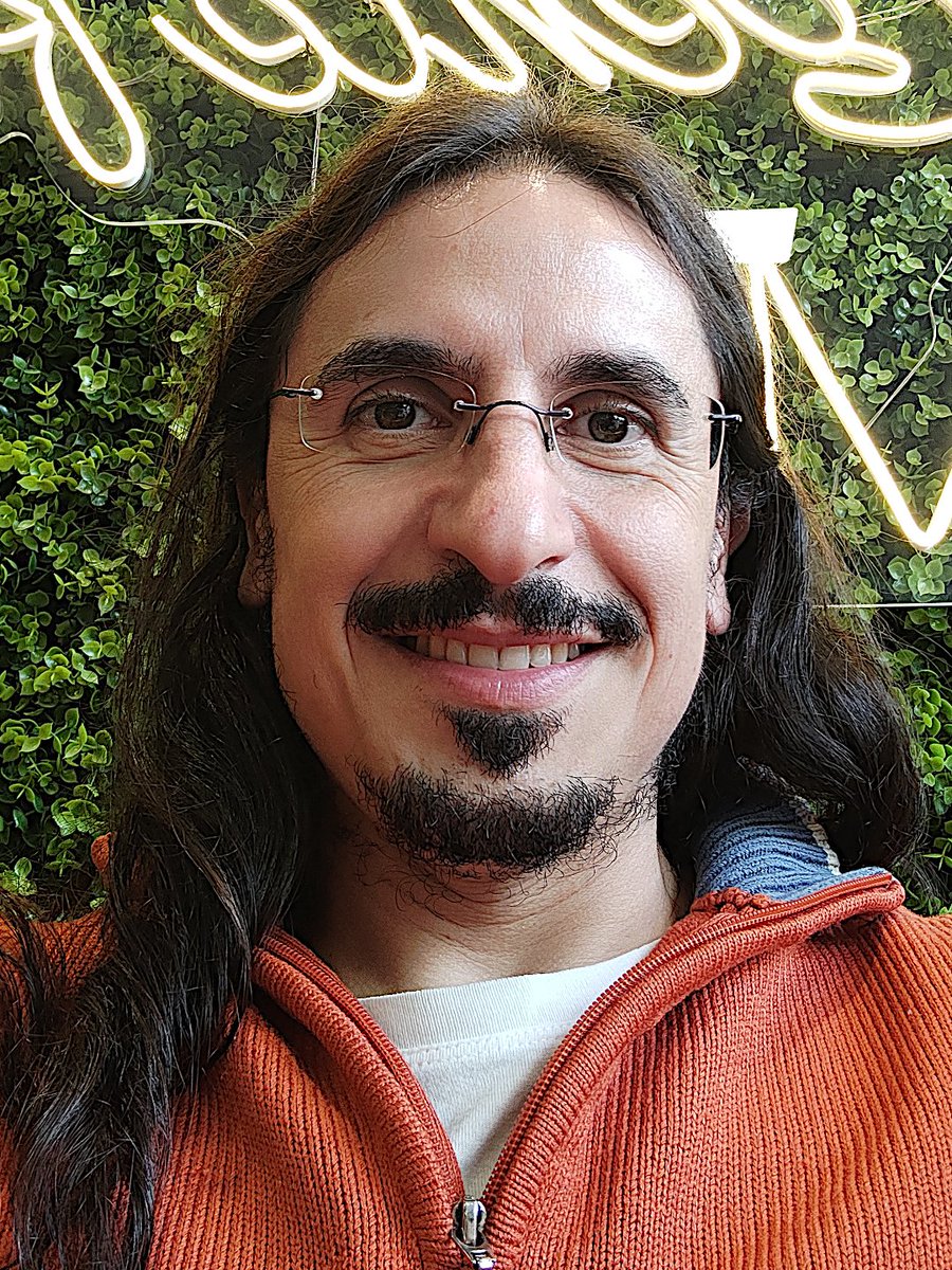 fabiomocci's tweet photo. Fabio Mocci é especializado em terapia com abordagem psicanalítica para o tratamento de Ansiedade, Depressão, Relacionamentos, Angústia, Pânico, Traumas, Burnout, Esgotamento Mental, Compulsões, TOC, Desenvolvimento Pessoal, Padrões Repetitivos, Carreira e Autoconhecimento. https://t.co/9dNwuj8Ji0