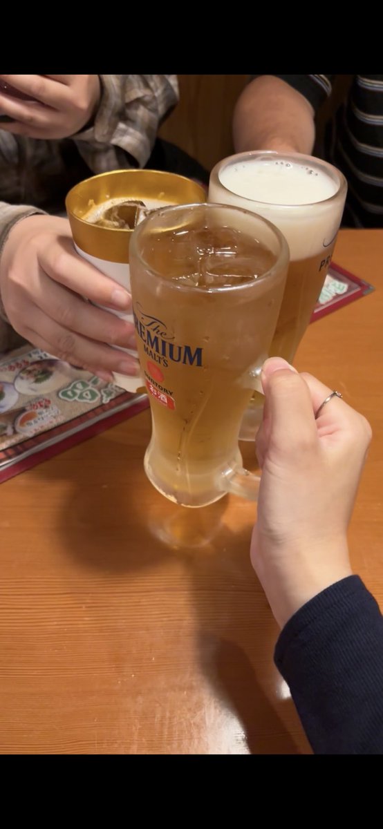 samu36000's tweet photo. ともあい乾杯🍻 https://t.co/6mfIHwOpzR