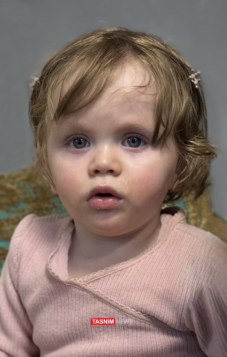 Nexo_Latino's tweet photo. Tenía apenas 14 meses de vida.

No conoció la guerra. No empuñó un arma. No representaba una amenaza .

Zahra Golpayegani, la más pequeña de víctimas del ataque contra la residencia del Líder de la Revolución Islámica de Irán, perdió la vida durante el bombardeo gringo-sionista https://t.co/F2FlqR706c