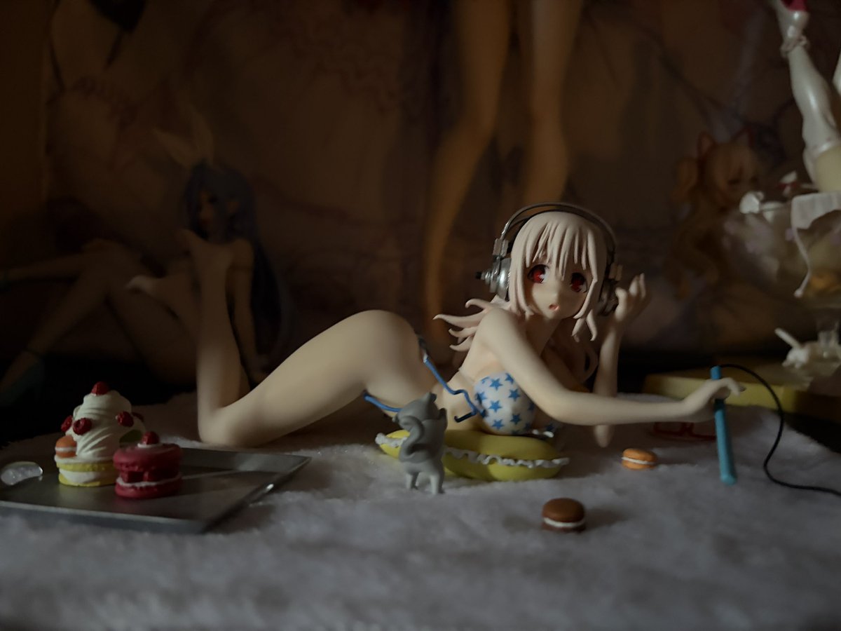elkittyuhh's tweet photo. my first ever sonico figure early on in collecting:3

#supersonico #sonico #sonicofigure #figurecollecting #figurecollection https://t.co/E1MworbPyQ