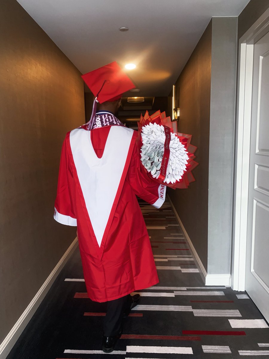 derreonnnn's tweet photo. Class of 26' signing out! https://t.co/Mmi3PSrZEH