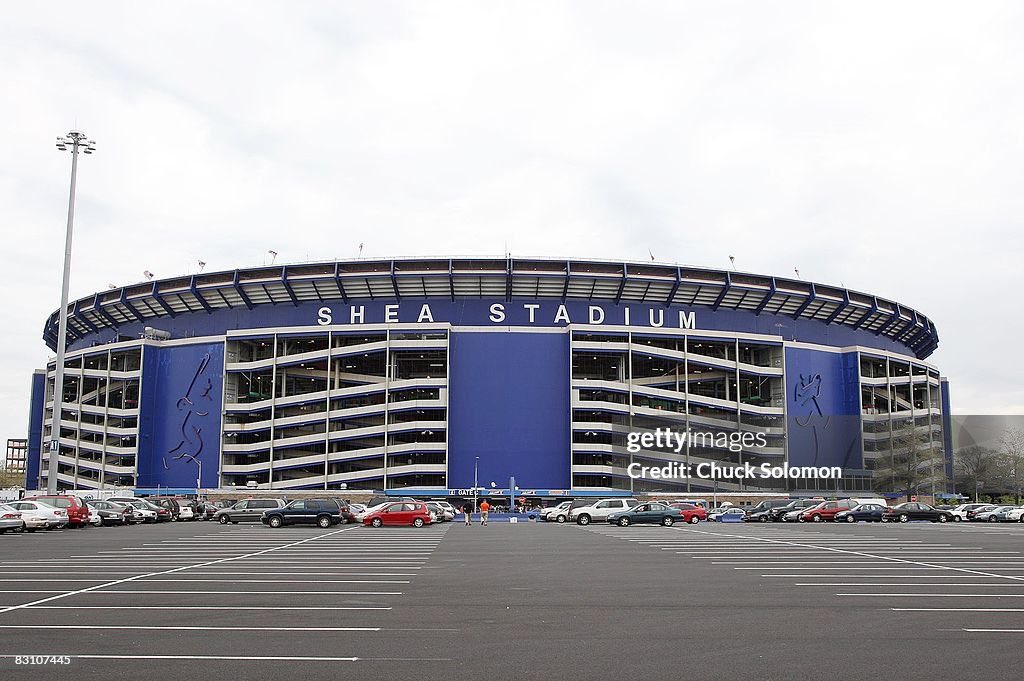 Teri_KMJ's tweet photo. Shea Stadium 💙🧡💙🧡 https://t.co/yHMdGfvqjl