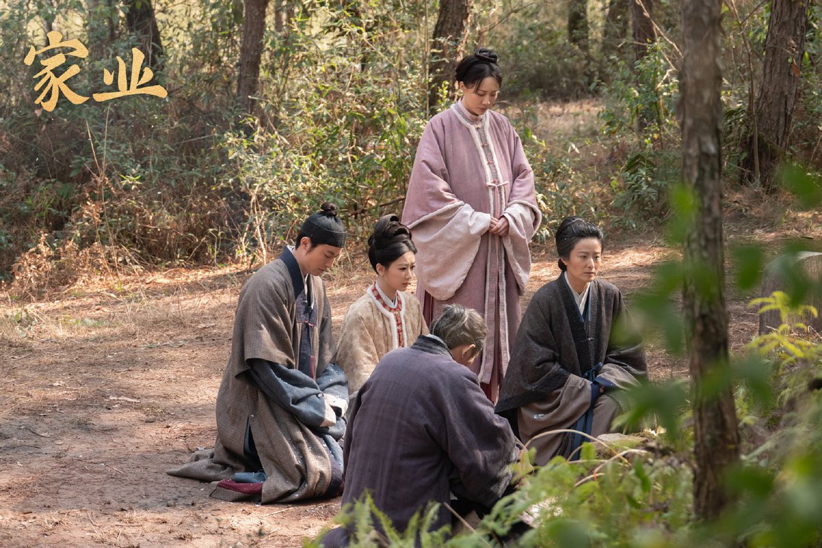 ultramelons's tweet photo. Drama #TheHeir (#家业) starring #YangZi #HanDongjun #WuMian #TianXiaojie #XuBaihui #WangZihao #XieXin #LiHongliang #YangSi #FuDalong #CaoLei #LiHongtao #HuangMan #ZhangXiqian #LiBaoAn #ZhuHui #LiuTao #LiuKai #HongHua #ZhouZhi #LiChunAi #WangWanjuan release new stills. https://t.co/C6IepE6Xpn