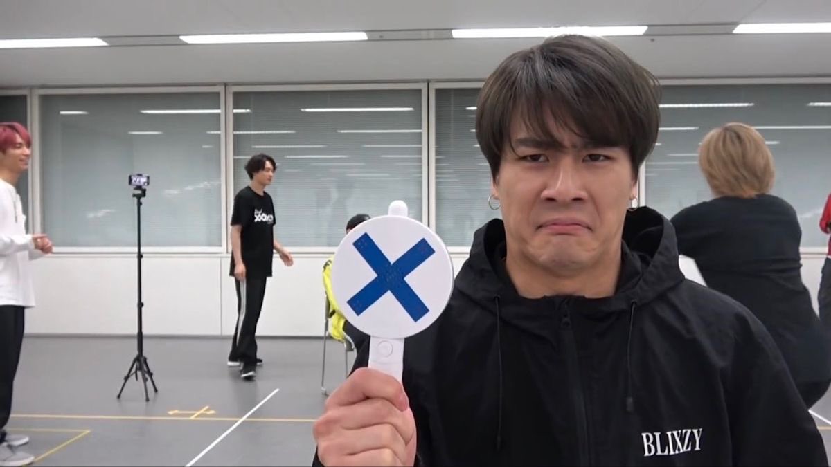won__chos's tweet photo. アチズの日本カムバ、本当にタイトル曲が

"unknown （未定）"

の可能性あってアツい https://t.co/Zo7uavHW3q