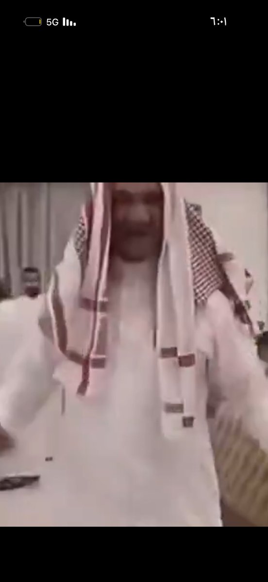 yc1suh's tweet photo. @6ad89c حتى هو أحسه كبير شايب https://t.co/XvPQH3WbuF