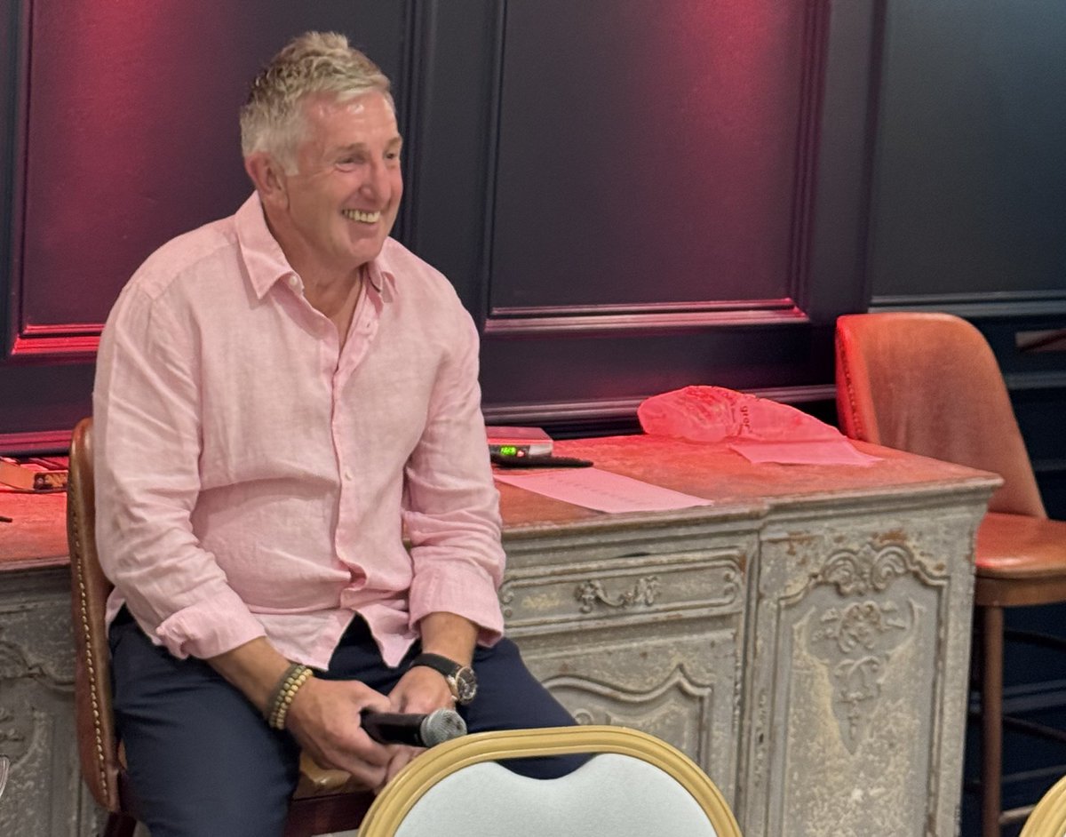 under_the_posts's tweet photo. @JiffyRugby was welcomed by George Chuter to @BallsBrothers to relive the great moments of a glittering career, it was great to gather all our hosts and speakers today for drinks on the patio ahead of the lunches https://t.co/EGALaxdE1J