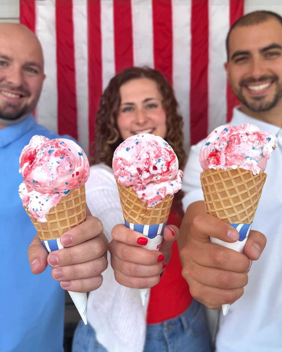 StewartsShops's tweet photo. Kick off the holiday weekend with a BANG! 🎆 Swing by Stewart's Shops and snag a Waffle Cone for $1 off this weekend! And if you're feeling festive, Fireworks ice cream is the way to go! Get yours on sale now through Sunday! ❤️🤍🩵 https://t.co/2AgJXey6w1
