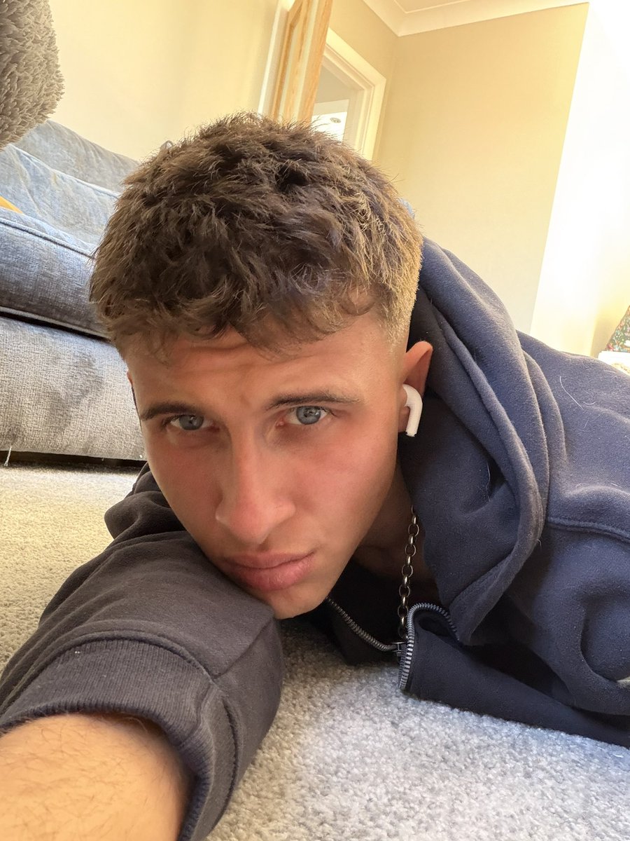 lucasjacksson's tweet photo. hiya loves #mlm https://t.co/ax2hJq6URK