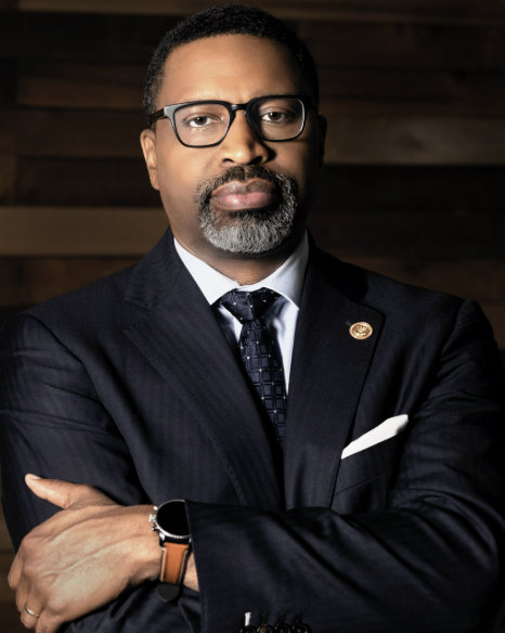 funder's tweet photo. After a judge struck down Trump's mail-ballot scheme nationwide, NAACP President Derrick Johnson said it plain:

"The president is failing, and the people are winning."
 https://t.co/LvWtW5sXEa https://t.co/rhyHwu8l1C
