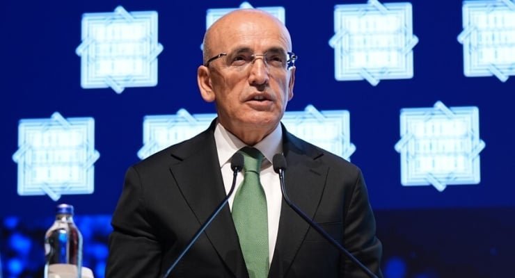PiyasaTturkiye's tweet photo. 🔴 Maliye Bakanı Mehmet Şimşek:

"Tarım her zaman stratejik bir sektör olarak görülmüştür. Eğer stratejik bir sektörse ona göre de desteklenmesi gerekiyor." https://t.co/m471XUB7gy