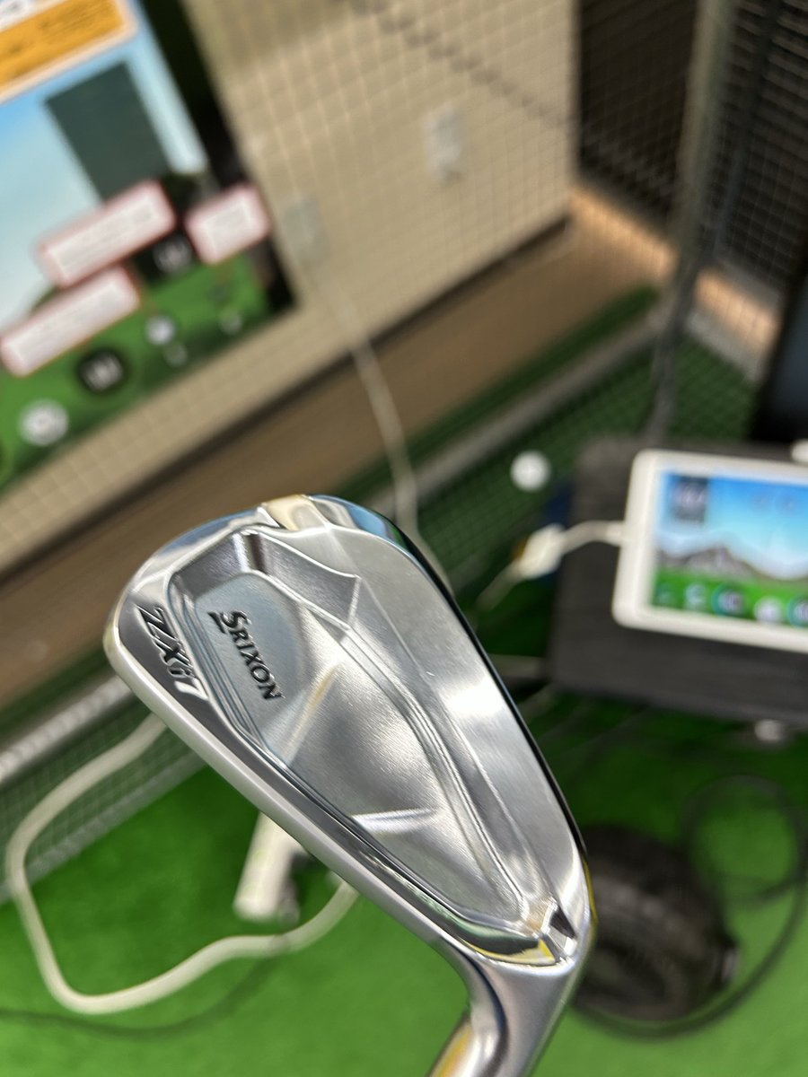 RAGGARAGGA_Fire's tweet photo. SRIXONのZXi7でDGmid115は好きなスペックだった♥️欲しいけど、迷うなぁ😑💭
 #SRIXON  #ZXi7  #DG https://t.co/yT5PZ3AFTX