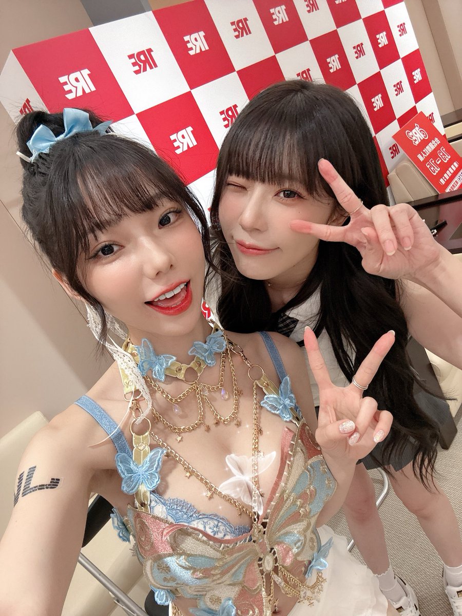 chuchu05261314's tweet photo. 這次沒有拍什麼照片跟影片
但這幾張應該已經夠猛了😎😎

現場有兩個大掛軸可以競標喔📌
攤位E-15明後天見💕購票連結⬇️
https://t.co/MjxrYyPvLy https://t.co/l1HbHExpS9