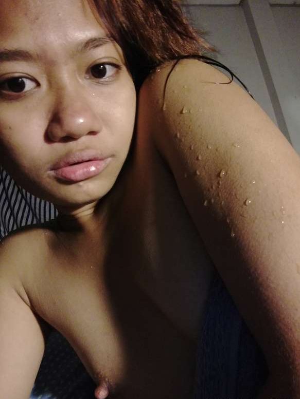 AlinaGirlThai's tweet photo. Look in my eyes! https://t.co/6plHWpr7w9