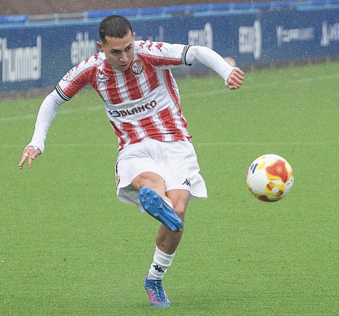 IvanCorrochano5's tweet photo. 🔵⚪️ ¡𝐇𝐄𝐑𝐄 𝐖𝐄 𝐆𝐎!

🔐 El CF Talavera habría cerrado dos incorporaciones más para la próxima temporada.

🔝 Llegarían Arman Lazcano desde la SD Logroñés y Carlos Benítez desde la UD Logroñés.

💎 Dos jugadores jóvenes con gran potencial.

ℹ️ @__AngelGarcia__ https://t.co/bb7iLIwkid