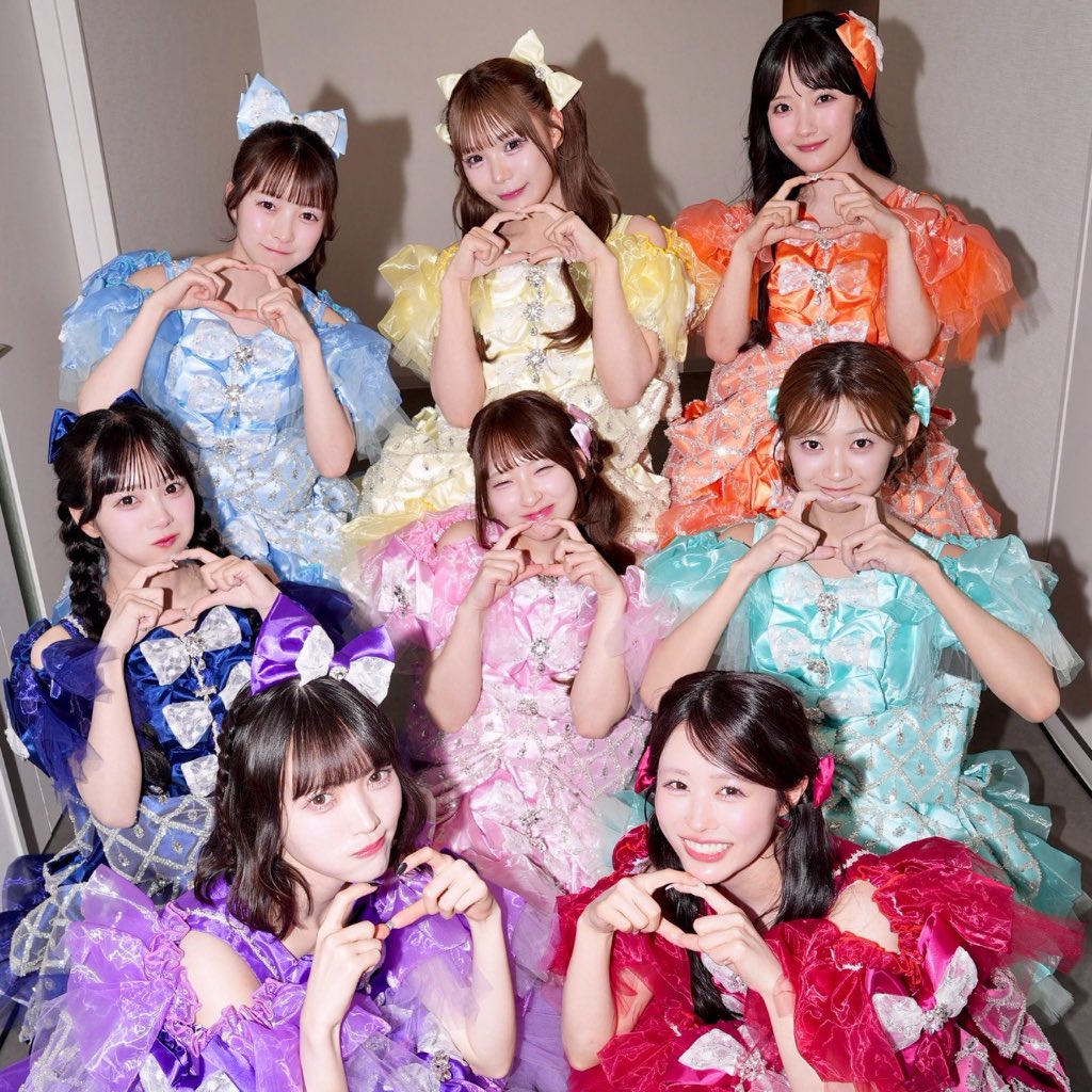 arinabeha's tweet photo. これ謎解けたかも。えみがなべになって、なべがえみになってるんだ。ほら、前髪の感じとか。大きなリボンの感じとか。(たまたまだよ) #川本笑瑠 #真鍋凪咲 #えみなべ㌠ https://t.co/irgzhzwZ6L