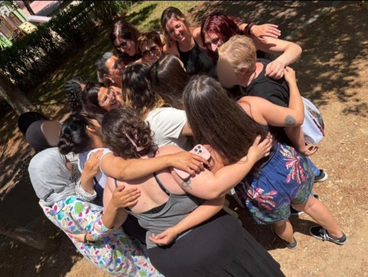 cadiocva's tweet photo. ❤️ #EligeAmarEligeComunidad El 29 de junio tuvo lugar el Encuentro de verano en #NuevaEsperanza. #ProgramaMujer
▶️ Conoce más en https://t.co/ihdGYOxg0c https://t.co/zqvdu3FtXL