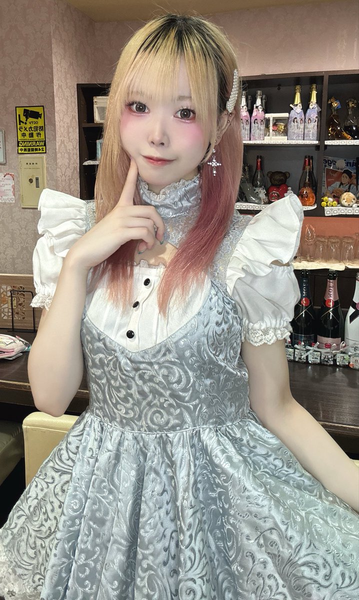 guild_107098's tweet photo. 7/3おきゅいん！🐶

制服かわいぃ~~❣️
さくのさんおもろすぎてもう笑い止まらんなんですがwww元気でますね😻😻😻

さくのさんとお話楽しくてほぐれてきたけど初めてでまだちょっと緊張してるのかも！会いきて~❣️

私は23時まで！さくのさんと🫶

 #割れめ  #仙台  #コンカフェ  #国分町 https://t.co/wIWEg5H1NA