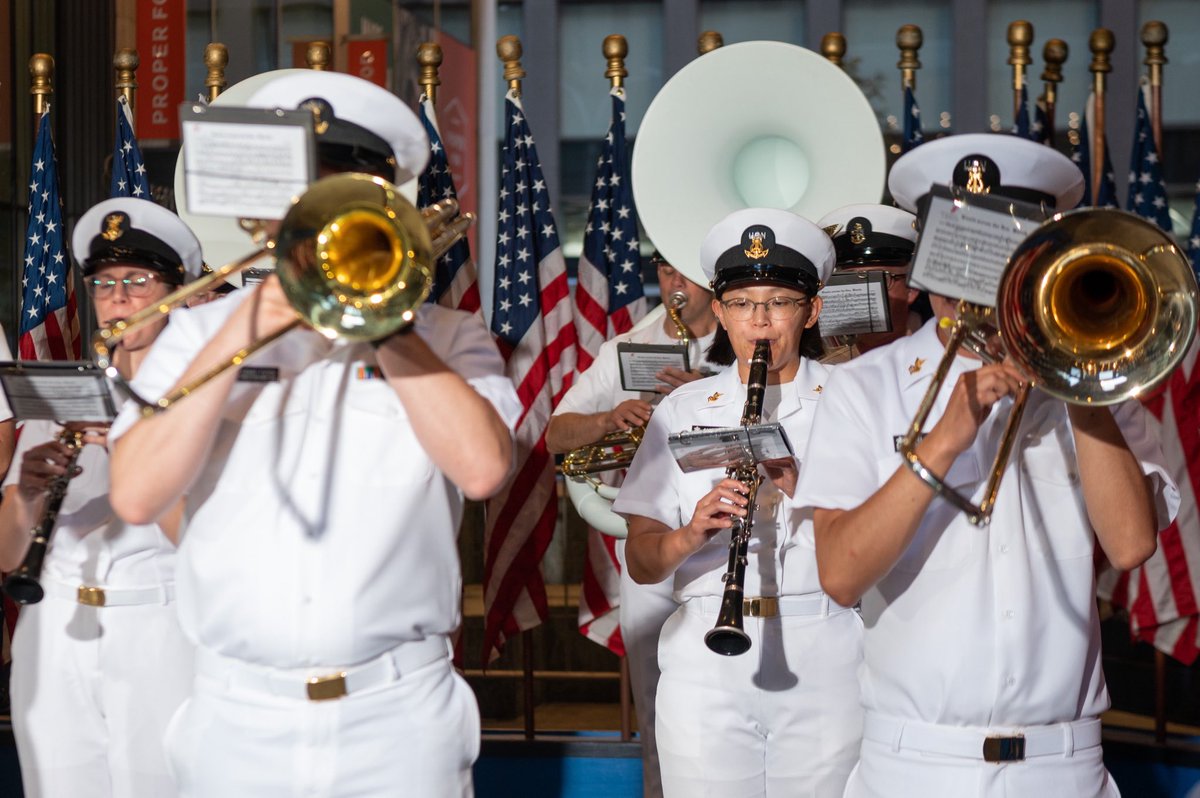 usnavyband's tweet photo. On July 2, the U.S. Navy Ceremonial Band performed during the "Fox &amp; Friends” morning show in New York City. 🇺🇸

#USNavy #NavyMusic #INR250 #America250 @foxandfriends https://t.co/bIv3x5geMh