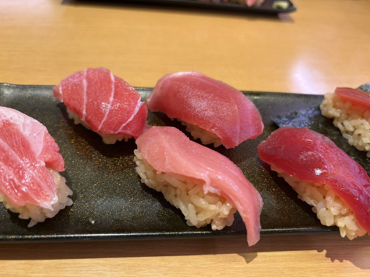 color_ume's tweet photo. 旦那のボーナスでまぐろ https://t.co/f7kJD621ik