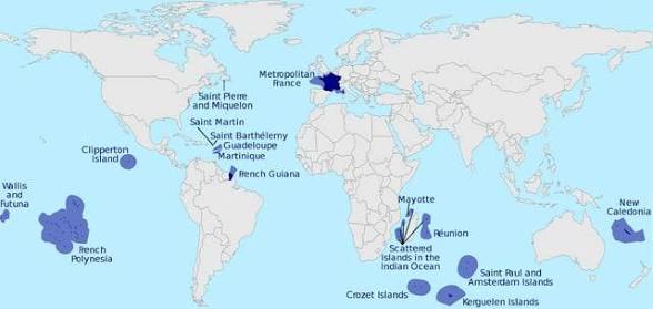 MightyFT's tweet photo. @Adriano161093 Solo hay que mirar a mis amigos 🇫🇷  francia haciendo una francia como solemos decir por aqui. Y todo lo que paso con Navantia 🇪🇸 y Fincantieri 🇮🇹, básicamente querían un OPV para patrullar sus colonias de caribe y del índico y del pacífico. https://t.co/cxg8Soz9Fi