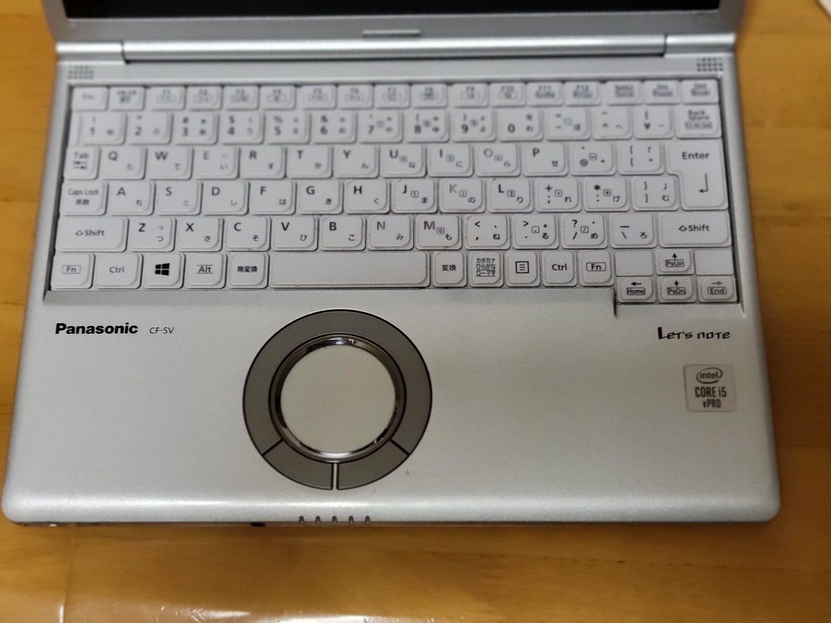 einchannel's tweet photo. 秋葉原で物色してきました🤗
えっ？前の機種と変わらない？
中身は5年くらい新しいよ🤣
i5の第10世代だから、普通にwin11が入るしね。
今晩は、誰が使ってたかわからないから、初期化してosクリーンインストールするぞ👊✨ https://t.co/6KrG40tfPE